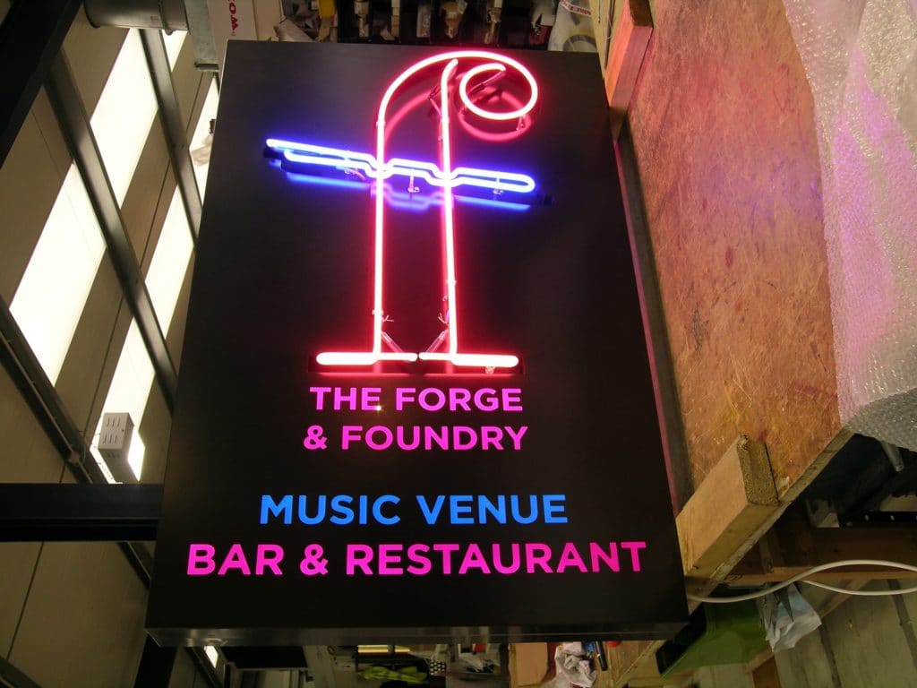 Illuminated Signage. Signage Manufacturing Company